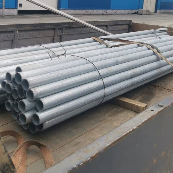 Труба стальная водогазопроводная ВГП оцинкованная 20x2,8 мм Ст20 ГОСТ 3262-75 фото